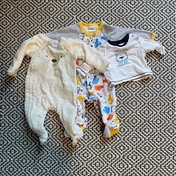 Absorba baby bundle - Picture 1 of 6